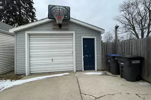 1234 Bluff Ave, Sheboygan, WI 53081 - Photo 17