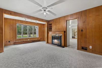 9370 S 46th St, Franklin, WI 53132 - Photo 9