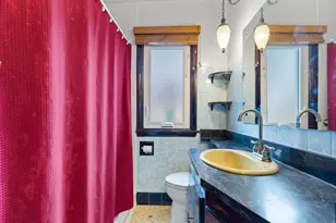 5422 S 43rd St, Greenfield, WI 53221 - Photo 15