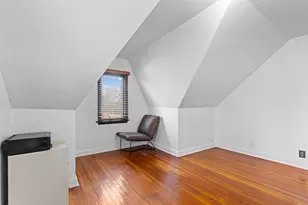 5422 S 43rd St, Greenfield, WI 53221 - Photo 13