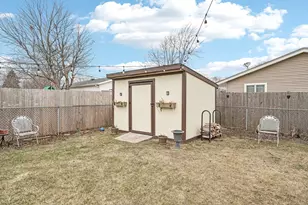 2304 85th St, Kenosha, WI 53143 - Photo 35