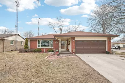 2304  85th St, Kenosha, WI 53143 - Photo 1