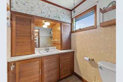 2613 N 10th St, Sheboygan, WI 53083 - Photo 11