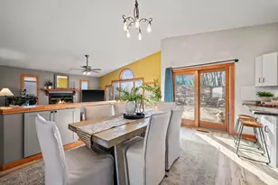 1130 Green Tree Rd, West Bend, WI 53090 - Photo 5