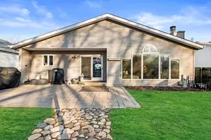 1130 Green Tree Rd, West Bend, WI 53090 - Photo 33