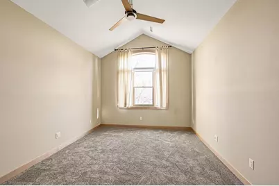 7513 W Tuckaway Pines Cir, Franklin, WI 53132 - Photo 21