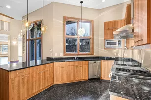 7513 W Tuckaway Pines Cir, Franklin, WI 53132 - Photo 7