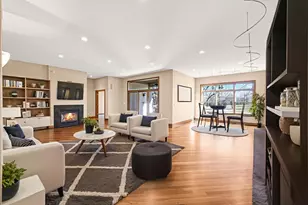 7513 W Tuckaway Pines Cir, Franklin, WI 53132 - Photo 9