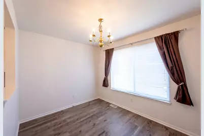 8679  Old Green Bay Rd, Pleasant Prairie, WI 53158 - Photo 11