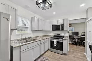 31204 71st St, Salem, WI 53168 - Photo 9