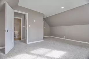 1436 W Fiesta Ln, Mequon, WI 53092 - Photo 21