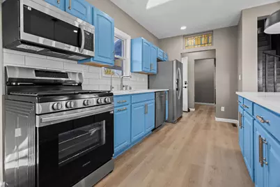 1436 W Fiesta Ln, Mequon, WI 53092 - Photo 9