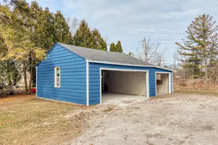 1436 W Fiesta Ln, Mequon, WI 53092 - Photo 33