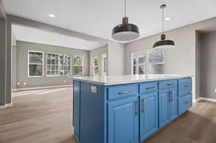 1436 W Fiesta Ln, Mequon, WI 53092 - Photo 7