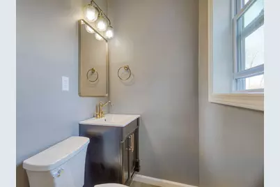 1436 W Fiesta Ln, Mequon, WI 53092 - Photo 15