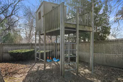 726  Orchard St, Racine, WI 53405 - Photo 43