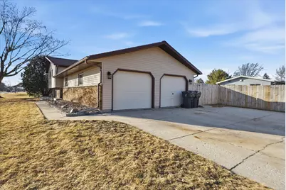 200  Main St, Belgium, WI 53004 - Photo 23