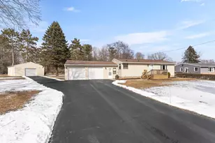 955 Laduron Dr, Mishicot, WI 54228 - Photo 39