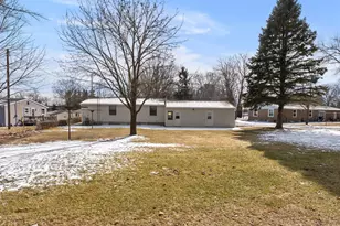 955 Laduron Dr, Mishicot, WI 54228 - Photo 31