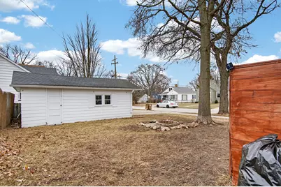 1724  39th St, Kenosha, WI 53140 - Photo 7