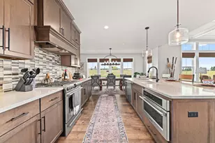 N56W27213 Crispin Ct, Lisbon, WI 53089 - Photo 11