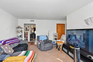 136 W Armour Ave, Milwaukee, WI 53207 - Photo 23