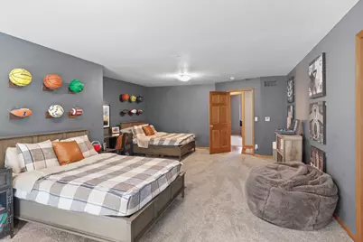 1616  Golf View Dr, Sheboygan, WI 53083 - Photo 35