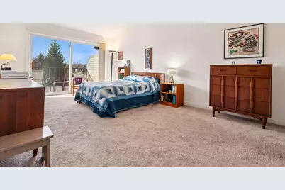 445  Sunset Trl, Hartland, WI 53029 - Photo 13