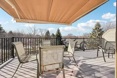 445  Sunset Trl, Hartland, WI 53029 - Photo 11