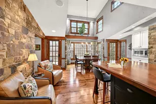 9944 N Lamplighter Ln, Mequon, WI 53092 - Photo 7