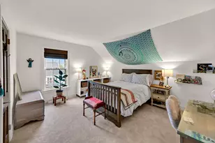 9944 N Lamplighter Ln, Mequon, WI 53092 - Photo 21