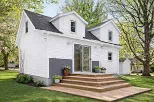 1328 N 36th St, Sheboygan, WI 53081 - Photo 1