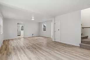 1328 N 36th St, Sheboygan, WI 53081 - Photo 9