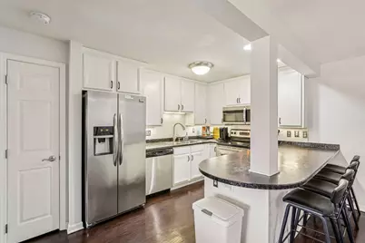 1108 N Milwaukee St #212, Milwaukee, WI 53202 - Photo 11