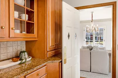 4665 N Ardmore Ave, Whitefish Bay, WI 53211 - Photo 5