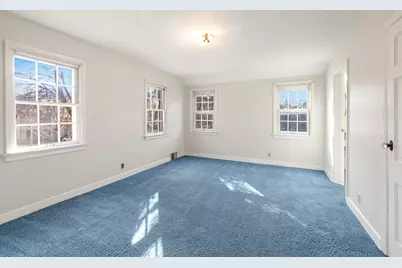 4665 N Ardmore Ave, Whitefish Bay, WI 53211 - Photo 15