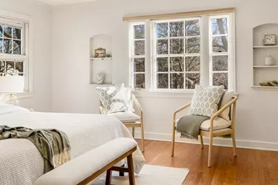 4665 N Ardmore Ave, Whitefish Bay, WI 53211 - Photo 11