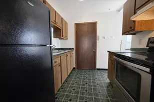 1876 Haymarket Rd, Waukesha, WI 53189 - Photo 9