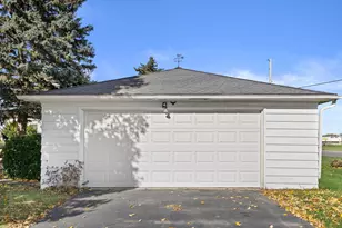 4230 Michel Ct, Racine, WI 53126 - Photo 13