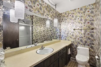 W166N10436  Surrey Dr, Germantown, WI 53022 - Photo 21