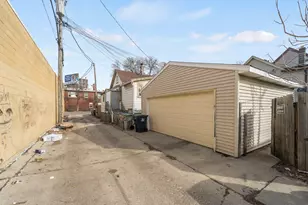 2211 S 12th St, Milwaukee, WI 53215 - Photo 27