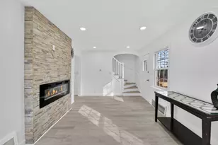 8630 W Lancaster Ave, Milwaukee, WI 53225 - Photo 5