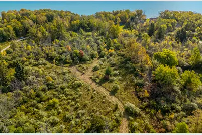 13600 N Lake Shore Dr, Mequon, WI 53092 - Photo 3