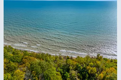 13600 N Lake Shore Dr, Mequon, WI 53092 - Photo 7