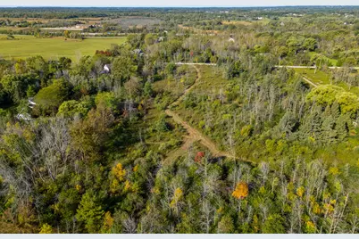 13600 N Lake Shore Dr, Mequon, WI 53092 - Photo 5