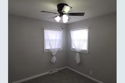 4833 N 20th St, Milwaukee, WI 53209 - Photo 13