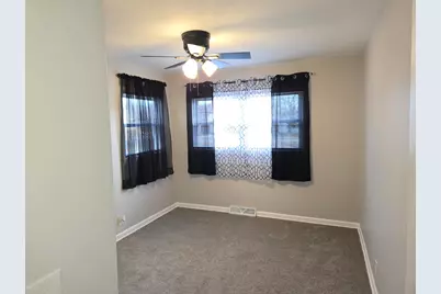 4833 N 20th St, Milwaukee, WI 53209 - Photo 9