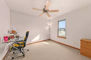 4024 Stillwater Cir, Waukesha, WI 53189 - Photo 11