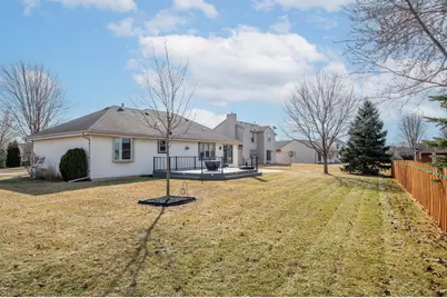 4024  Stillwater Cir, Waukesha, WI 53189 - Photo 17