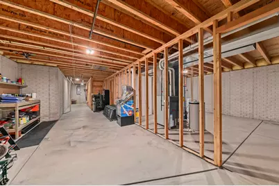 4024  Stillwater Cir, Waukesha, WI 53189 - Photo 15